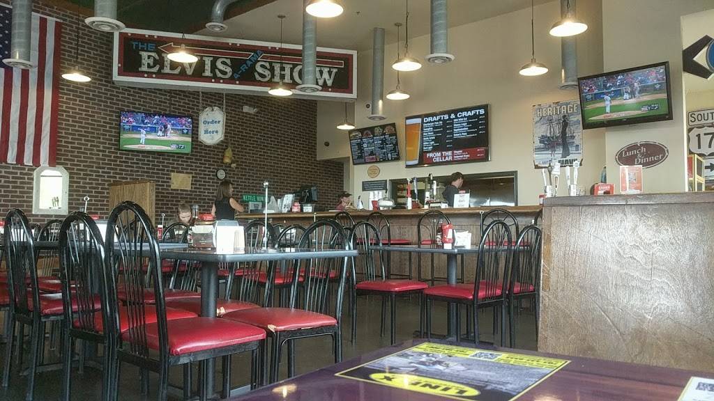 Fosters Grille | restaurant | 10266 Bristow Center Dr, Bristow, VA 20136, USA | 7033968282 OR +1 703-396-8282