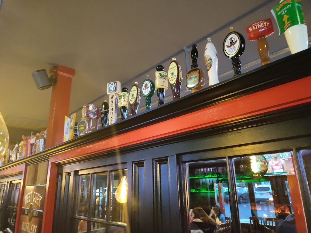 Scallys Irish Ale House | restaurant | 585 Main Street Route, 28, West Yarmouth, MA 02673, USA | 5087715225 OR +1 508-771-5225