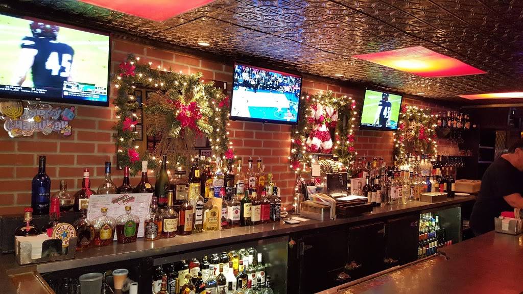 Eddies Pizza | restaurant | 2048 Hillside Avenue, New Hyde Park, NY 11040, USA | 5163549780 OR +1 516-354-9780