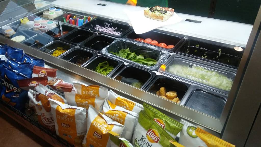 Subway | restaurant | 50 N Market Street, Box 69, Elizabethville, PA 17023, USA | 7173623986 OR +1 717-362-3986