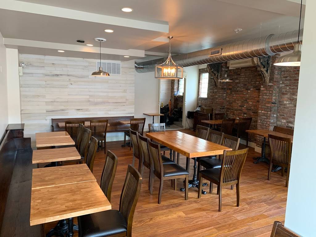 Burrata Havertown | restaurant | 26 E Eagle Rd, Havertown, PA 19083, USA | 6108089933 OR +1 610-808-9933