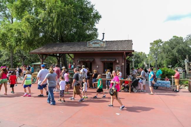 Westward Ho | meal takeaway | 1510 North Avenue of the Stars, Orlando, FL 32836, USA | 4079393463 OR +1 407-939-3463