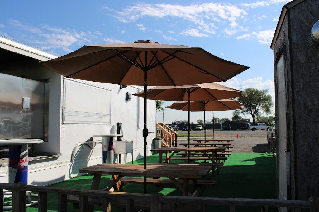 Oasis BBQ | restaurant | Logan St, Mattoon, IL 61938, USA | 2175121625 OR +1 217-512-1625