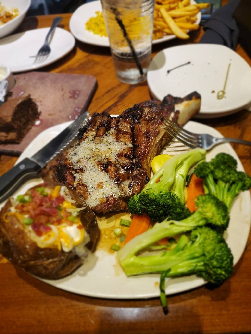 Outback Steakhouse | restaurant | 8255 W Flagler St, Miami, FL 33144, USA | 3052629766 OR +1 305-262-9766