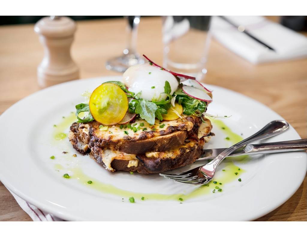 Brasserie Bonjour | restaurant | 2 Hilliard Ave, Edgewater, NJ 07020, USA | 2019698444 OR +1 201-969-8444