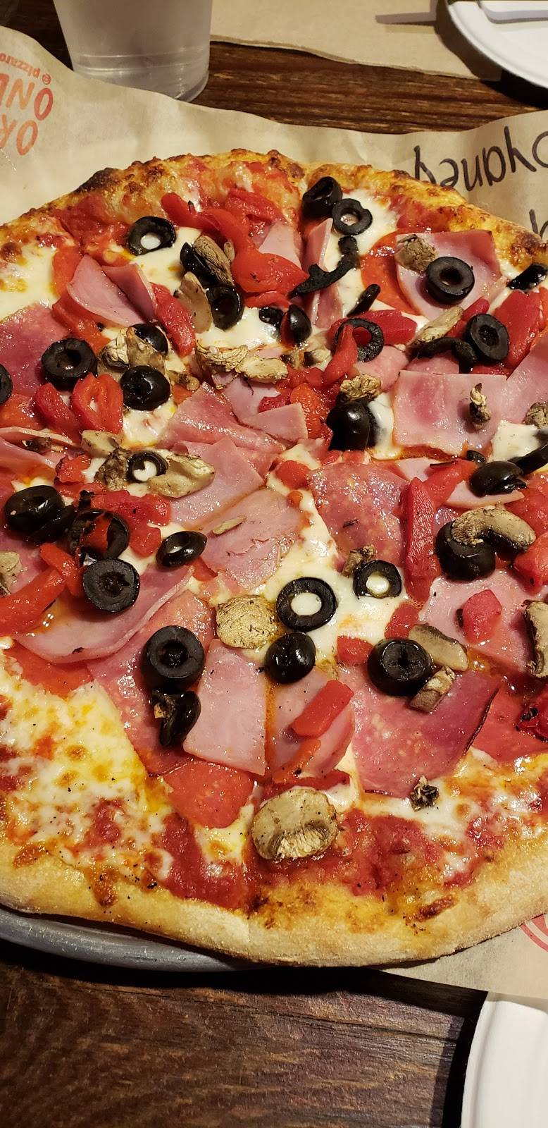 Pizza Roto | restaurant | 560 River St, Madison, OH 44057, USA | 4409834639 OR +1 440-983-4639