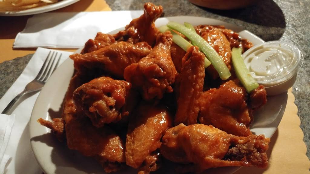 Washington Square | restaurant | 295 Washington St, Buffalo, NY 14203, USA | 7168490619 OR +1 716-849-0619