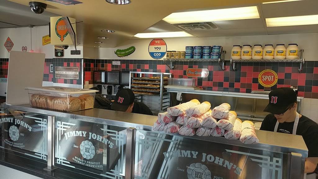 Jimmy Johns | meal delivery | 869 S Main St, West Bend, WI 53095, USA | 2623340100 OR +1 262-334-0100