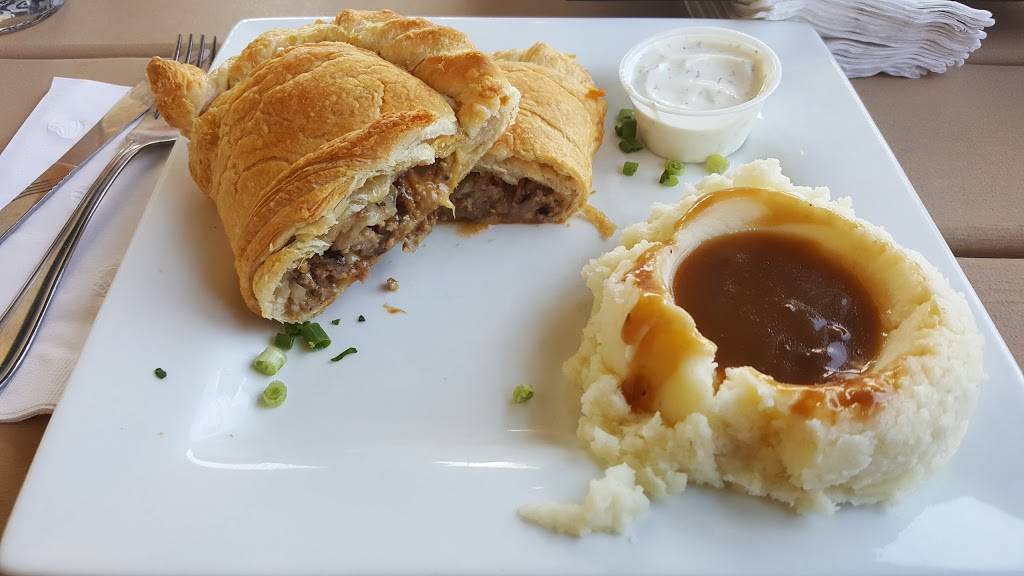 The Stones Throw Tavern & Grill | restaurant | 176 E Wooster St, Bowling Green, OH 43402, USA | 4193547474 OR +1 419-354-7474