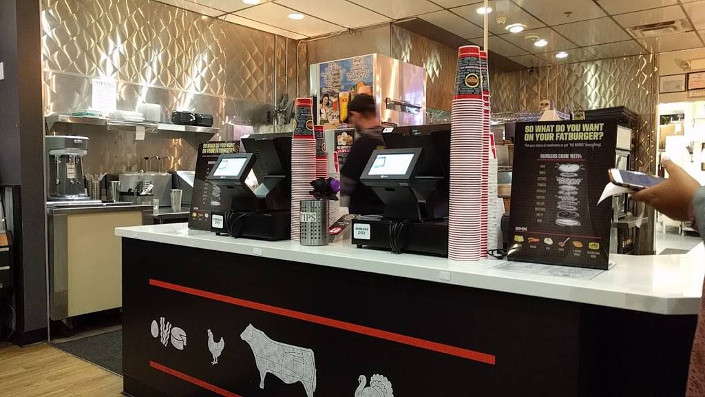 Fatburger & Buffalos | restaurant | 1705 E Colorado Blvd, Pasadena, CA 91106, USA | 6262196555 OR +1 626-219-6555