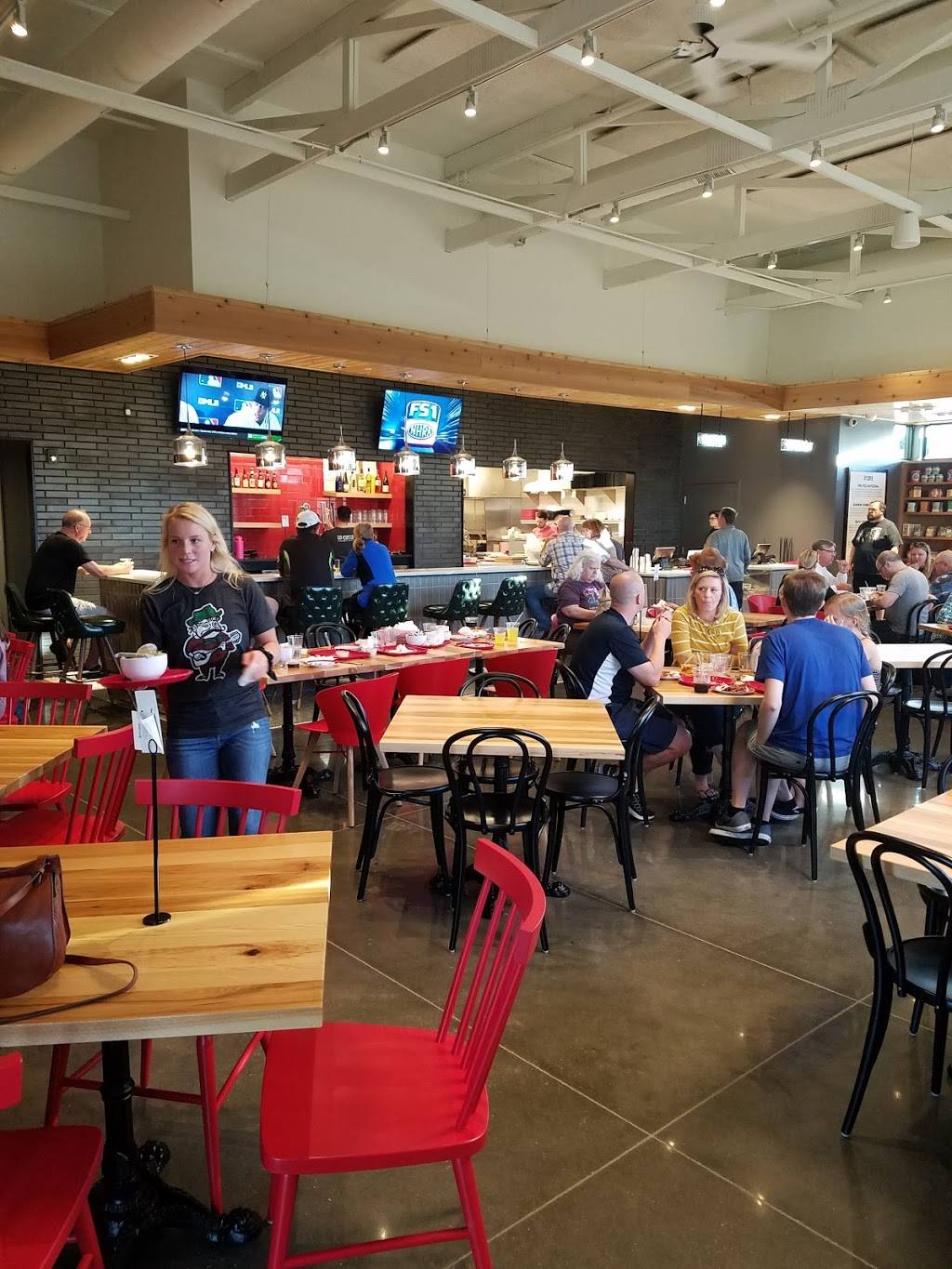 La Casa Pizzaria West at Pacific Springs | restaurant | 610 S 168th St, Omaha, NE 68118, USA | 4025066868 OR +1 402-506-6868