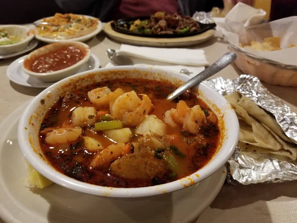 El Charrito Authentic Mexican Cuisine | restaurant | 5410 W Glendale Ave, Glendale, AZ 85301, USA | 6238474139 OR +1 623-847-4139