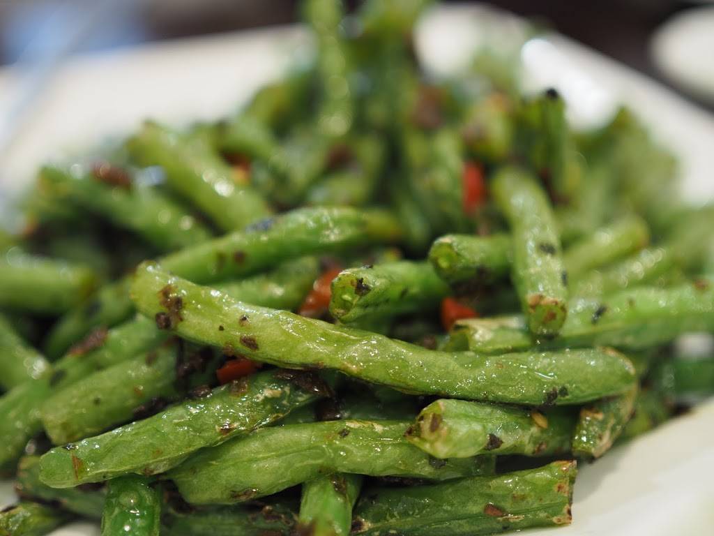 Little Pepper | restaurant | 18-24 College Point Blvd, College Point, NY 11356, USA | 7189397788 OR +1 718-939-7788