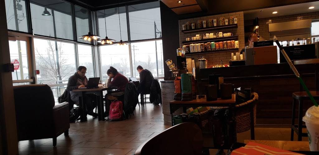 Starbucks | cafe | 15852 S Cicero Ave, Oak Forest, IL 60452, USA | 3129145795 OR +1 312-914-5795