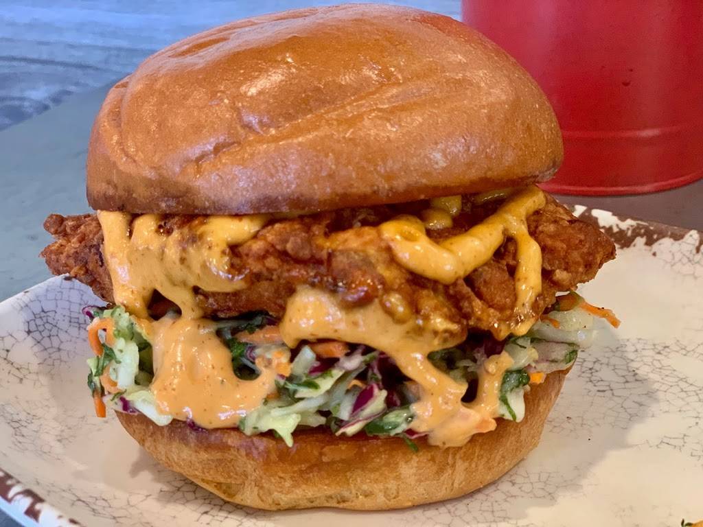 Hoppin Chicken | restaurant | 173 N Maple St, Burbank, CA 91505, USA | 8187935945 OR +1 818-793-5945