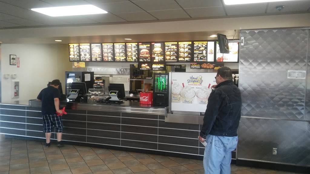 Carls Jr. | restaurant | 16229 Paramount Blvd, Paramount, CA 90723, USA | 5625318662 OR +1 562-531-8662