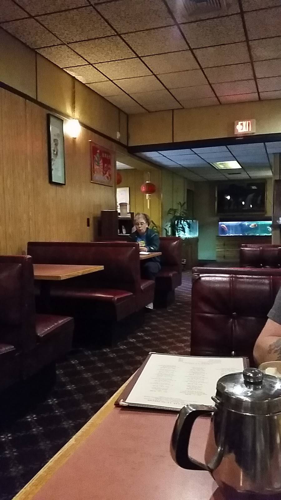 Debbie Wong | restaurant | 54 W Main St, Ware, MA 01082, USA | 4139673336 OR +1 413-967-3336