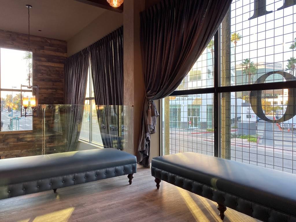 The Renegade | restaurant | 11136 W Magnolia Blvd, North Hollywood, CA 91601, USA | 8188243870 OR +1 818-824-3870