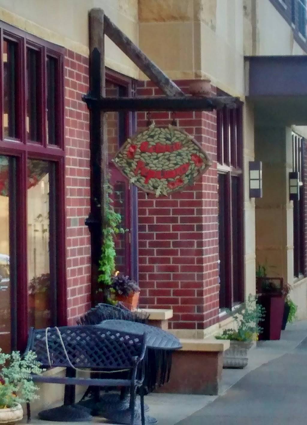 Osteria Papavero | restaurant | 128 E Wilson St, Madison, WI 53703, USA | 6082558376 OR +1 608-255-8376