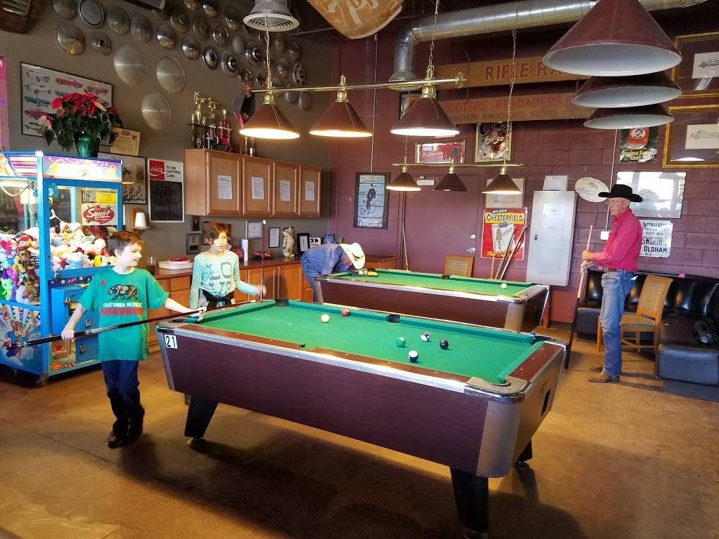 Raceway Bar and Grill | night club | 49237 W Papago Rd #7, Maricopa, AZ 85139, USA | 5205680808 OR +1 520-568-0808