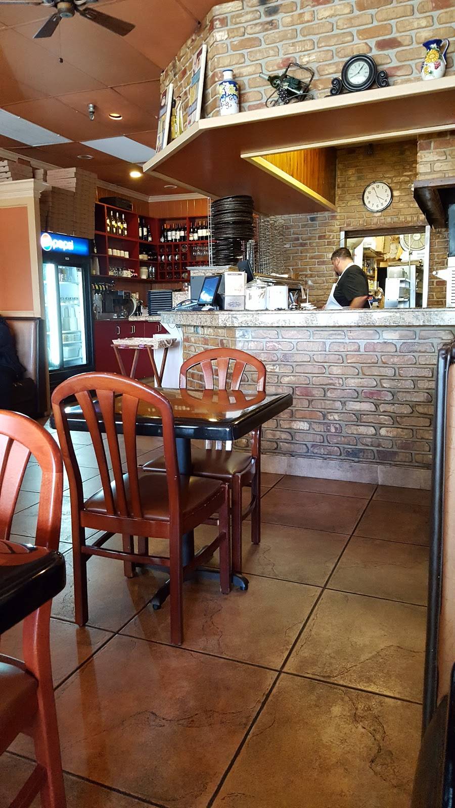 Giuseppes Italian Ristorante | restaurant | 11924 Forest Hill Blvd #33, Wellington, FL 33414, USA | 5617903780 OR +1 561-790-3780