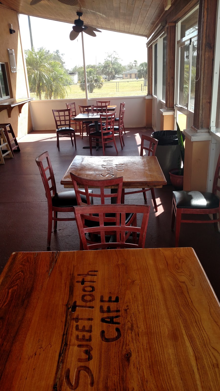 Sweet Tooth | restaurant | 34751 Frank e Billie Drive, Clewiston, FL 33440, USA | 8639830200 OR +1 863-983-0200