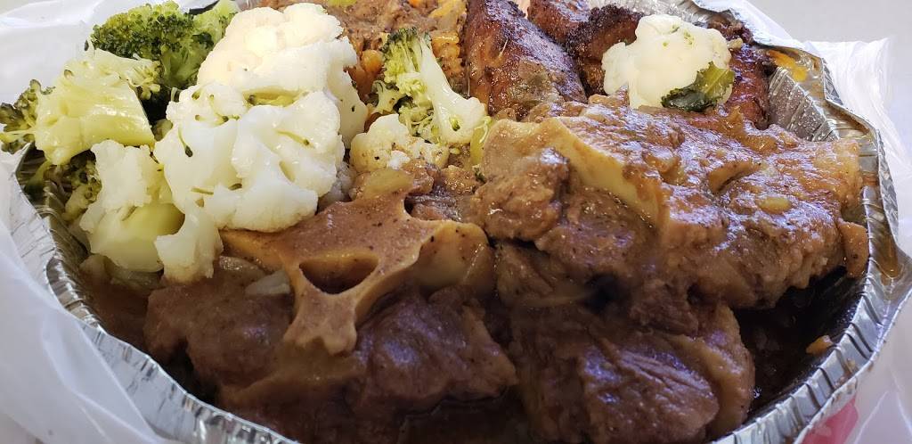 Sophies Cuban Cuisine | restaurant | Between Church & Broadway, 96 Chambers St, New York, NY 10007, USA | 2126089900 OR +1 212-608-9900