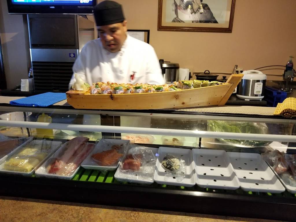 Kabuki Sushi | restaurant | 333 W Meyer Blvd #102, Kansas City, MO 64113, USA | 8165414789 OR +1 816-541-4789