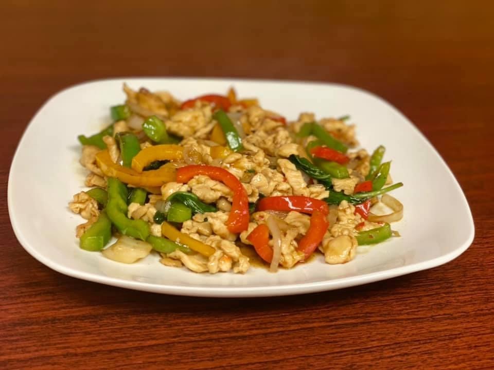 Yummis Cuisine | restaurant | 1908 Campbell Rd, La Crosse, WI 54601, USA | 6085191524 OR +1 608-519-1524