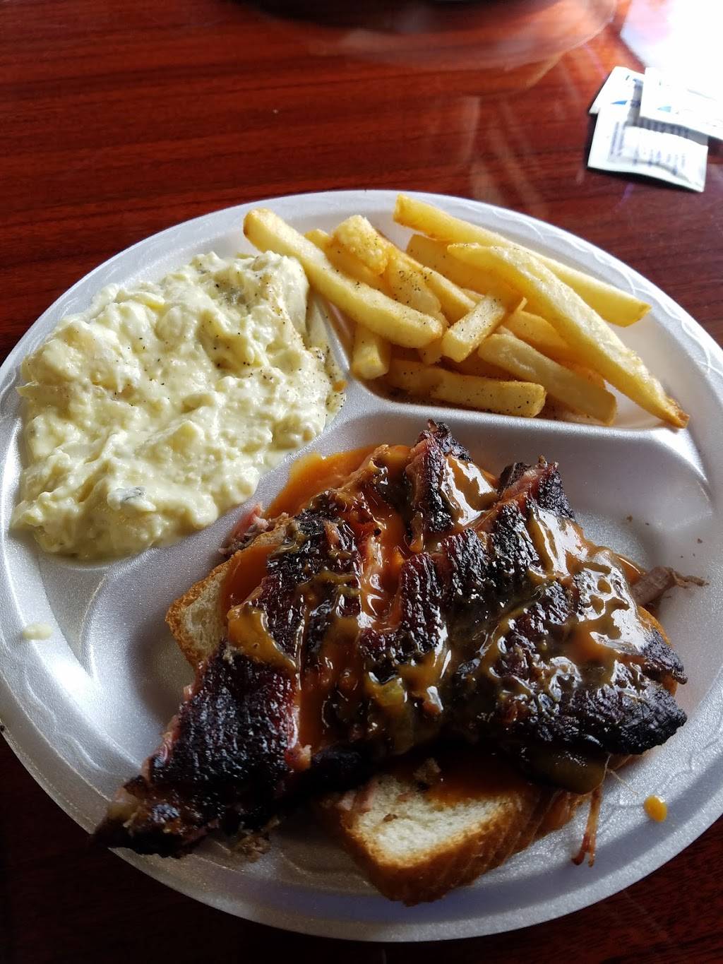 Jazzys BBQ | restaurant | 5703 W Waters Ave, Tampa, FL 33634, USA | 8132438872 OR +1 813-243-8872