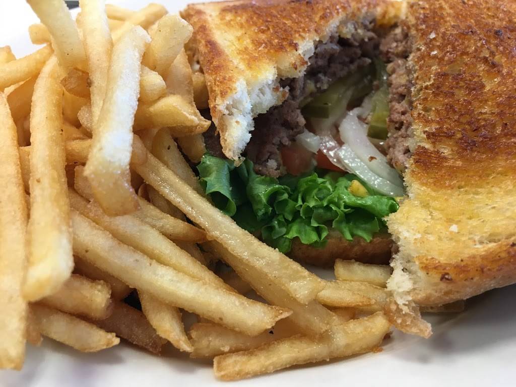 Steak n Shake | restaurant | 52965 State Road 933 North, South Bend, IN 46637, USA | 5742719412 OR +1 574-271-9412