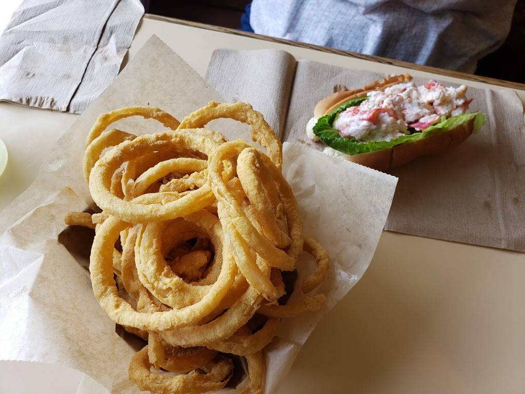 Captain Frostys | restaurant | 219 Main St, Dennis, MA 02638, USA | 5083858548 OR +1 508-385-8548