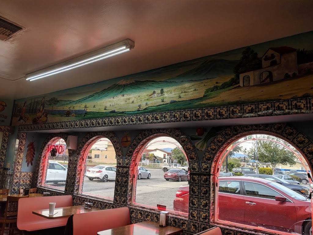 Sergios Taco | restaurant | 308 S Vail Ave, Montebello, CA 90640, USA | 3238889159 OR +1 323-888-9159