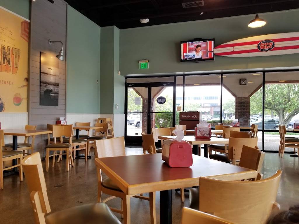 Jersey Mikes Subs | meal takeaway | 73 White Bridge Rd Suite 101, Nashville, TN 37205, USA | 6153523004 OR +1 615-352-3004