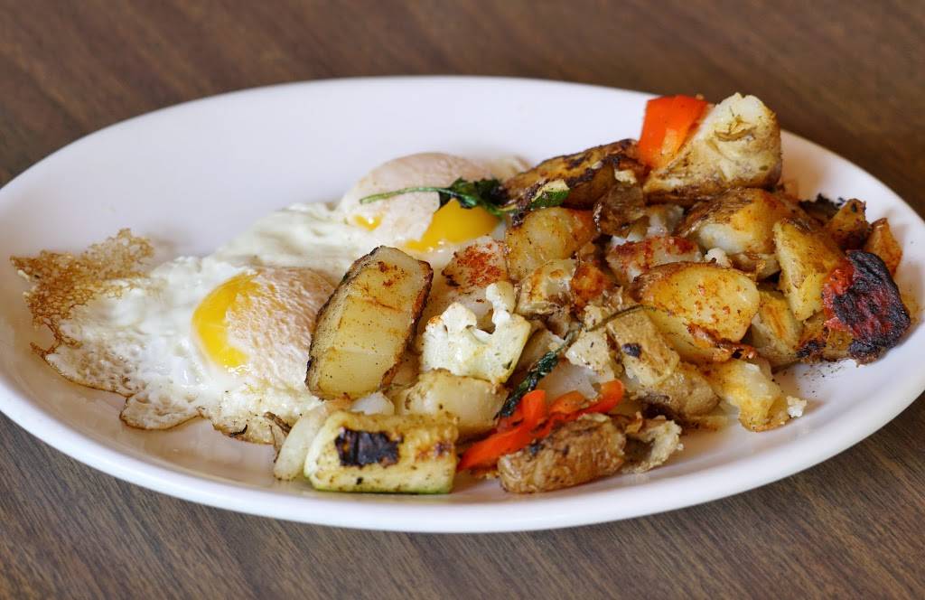 Brookline Lunch | restaurant | 9 Brookline St, Cambridge, MA 02139, USA | 6173542983 OR +1 617-354-2983