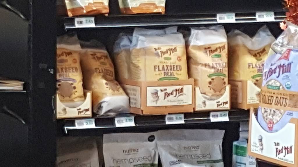 Jandis Natural Market and Organic Cafe | restaurant | 3000 Long Beach Rd, Oceanside, NY 11572, USA | 5165365535 OR +1 516-536-5535