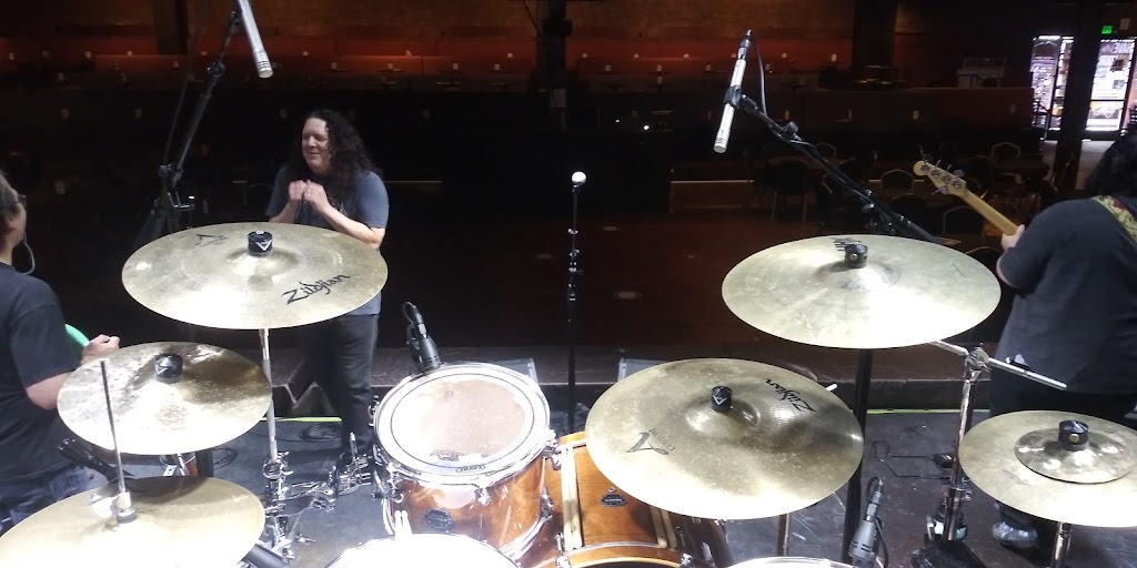 The Canyon Santa Clarita | night club | 24201 Valencia Blvd, Santa Clarita, CA 91355, USA | 8188795016 OR +1 818-879-5016