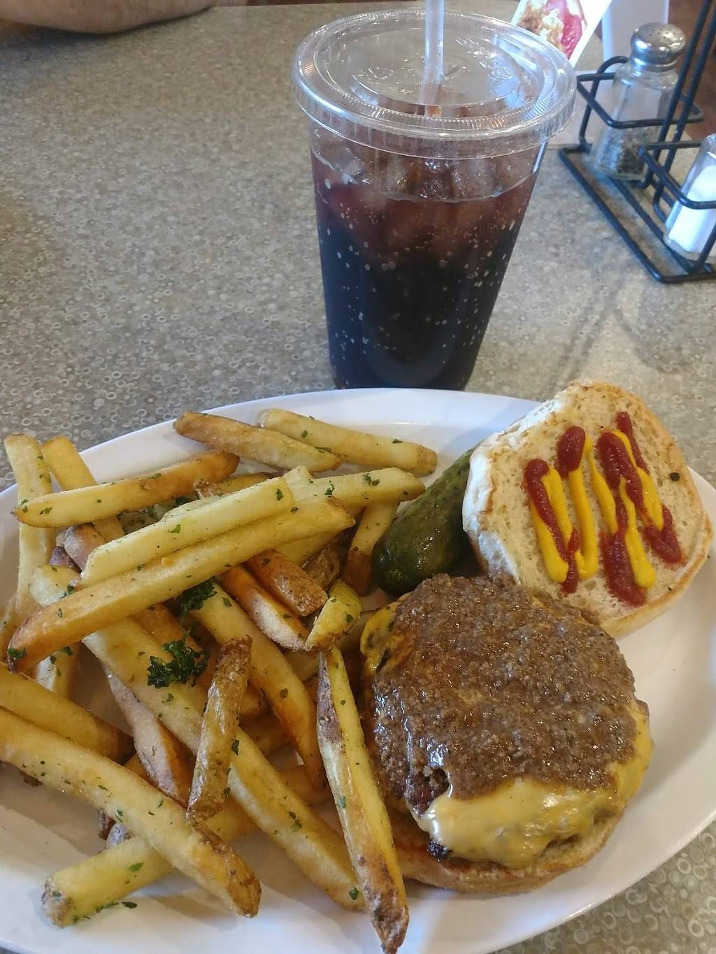 The Burger Bar by Wegmans | restaurant | 3195 Monroe Ave, Rochester, NY 14618, USA | 5852488685 OR +1 585-248-8685