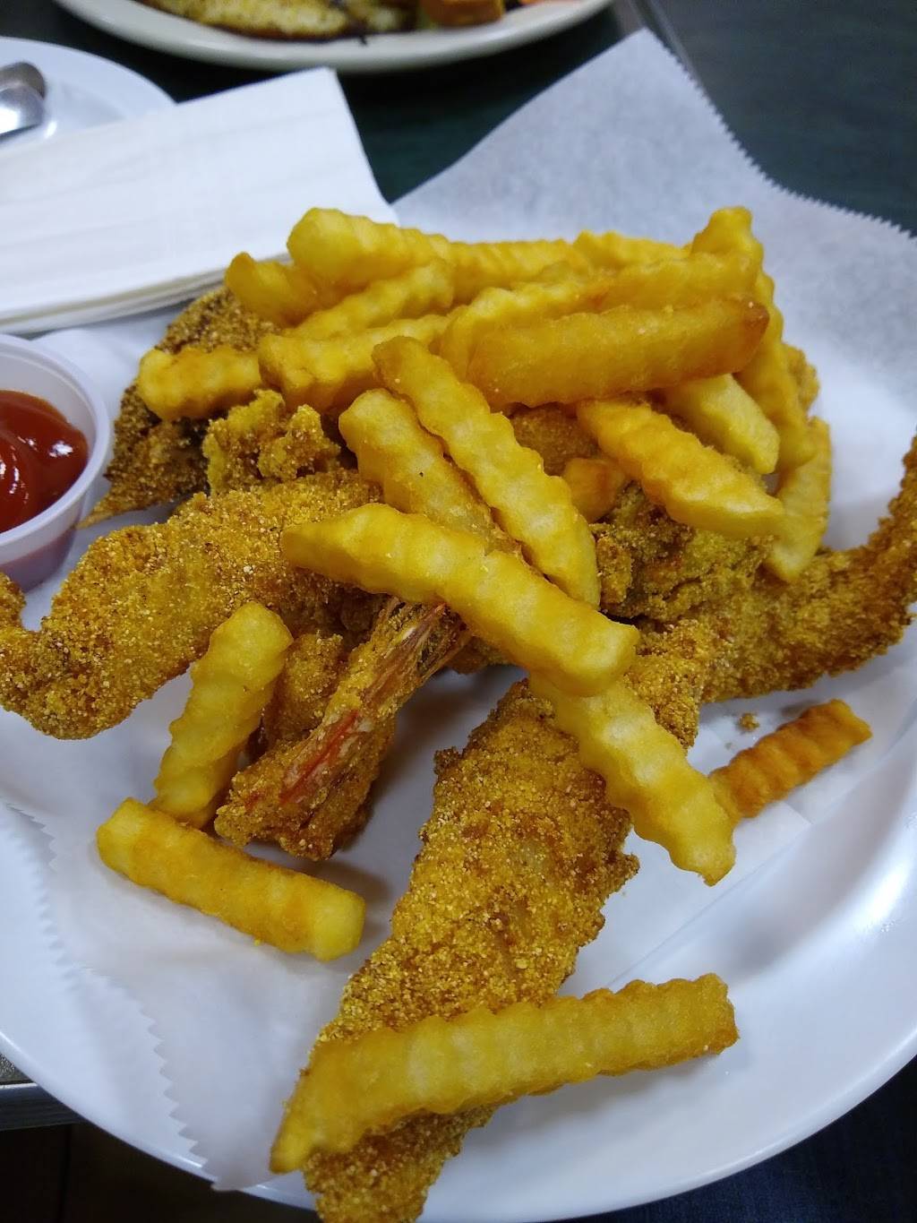 K&S Seafood | restaurant | 7680 Gessner Rd, Houston, TX 77040, USA | 8327777533 OR +1 832-777-7533