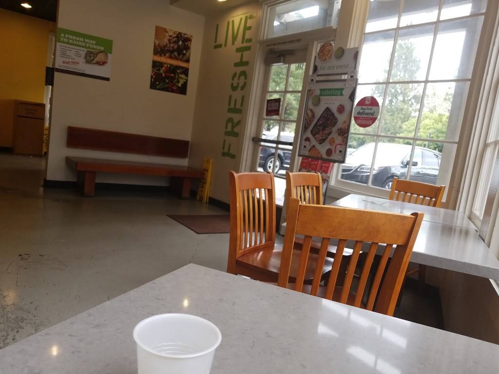 Baja Fresh Mexican Grill | restaurant | 15466 Los Gatos Blvd, Los Gatos, CA 95032, USA | 4083562252 OR +1 408-356-2252