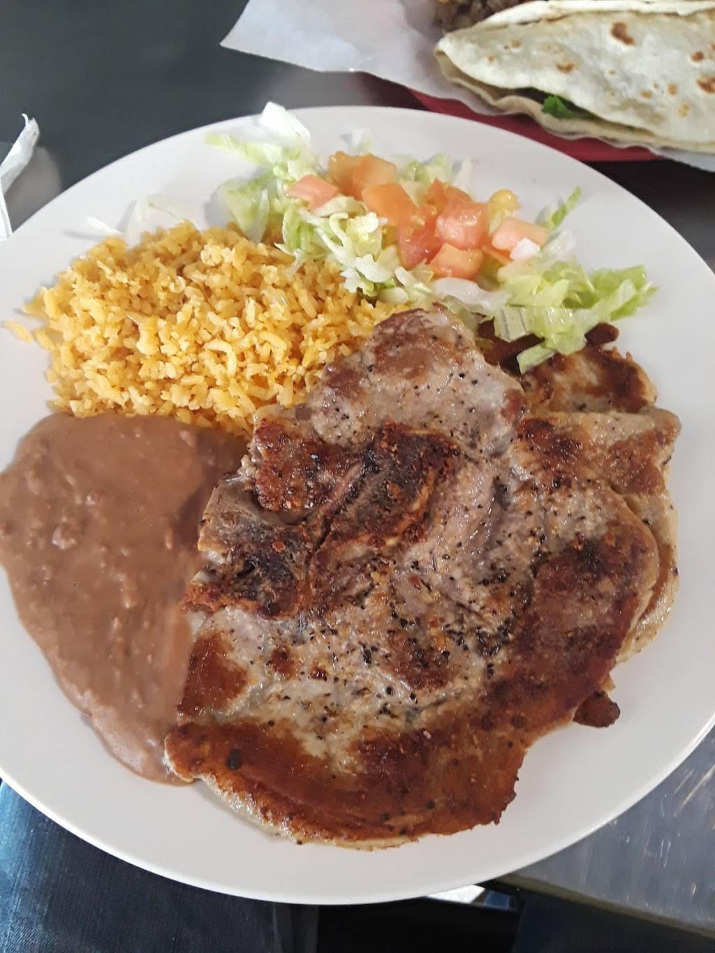 Drop Zone Cafe & bar | restaurant | 1804 E Carson, San Antonio, TX 78208, USA | 2103147590 OR +1 210-314-7590