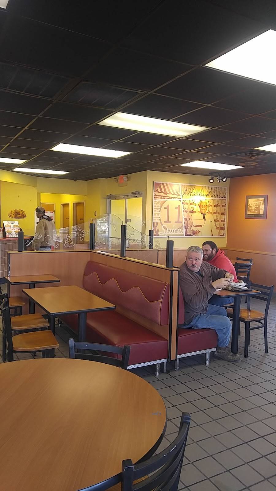 KFC | restaurant | 401 Clifty Dr, Madison, IN 47250, USA | 8122653699 OR +1 812-265-3699