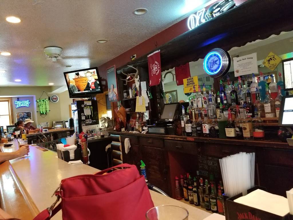 Rock River Tap | restaurant | 110 W Lake St, Horicon, WI 53032, USA | 9204854241 OR +1 920-485-4241