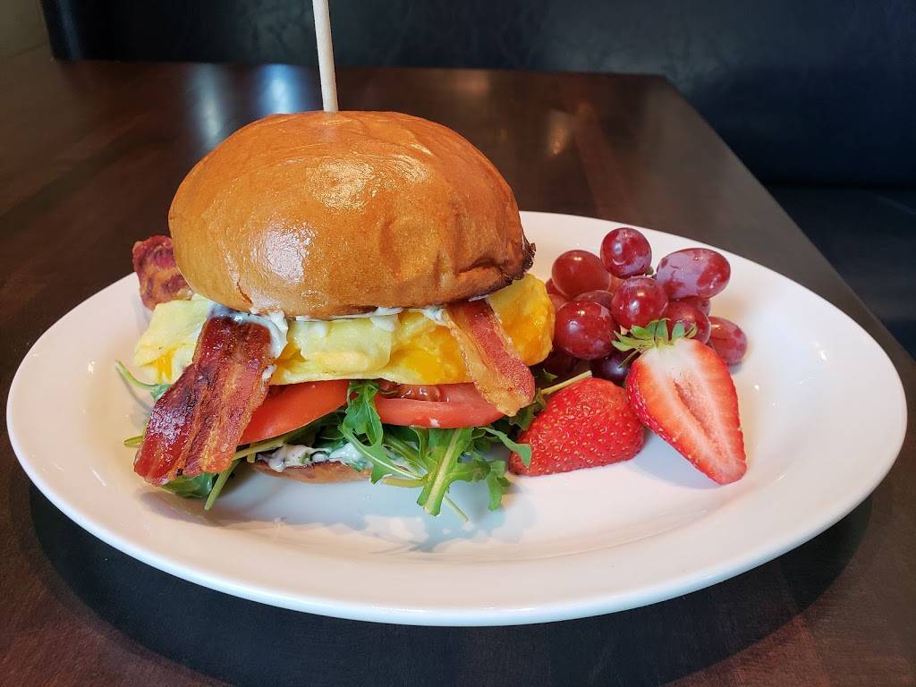 The General Public | restaurant | 797 Sorella Court Ste 118 CITYCENTRE, Houston, TX 77024, USA | 8326904450 OR +1 832-690-4450