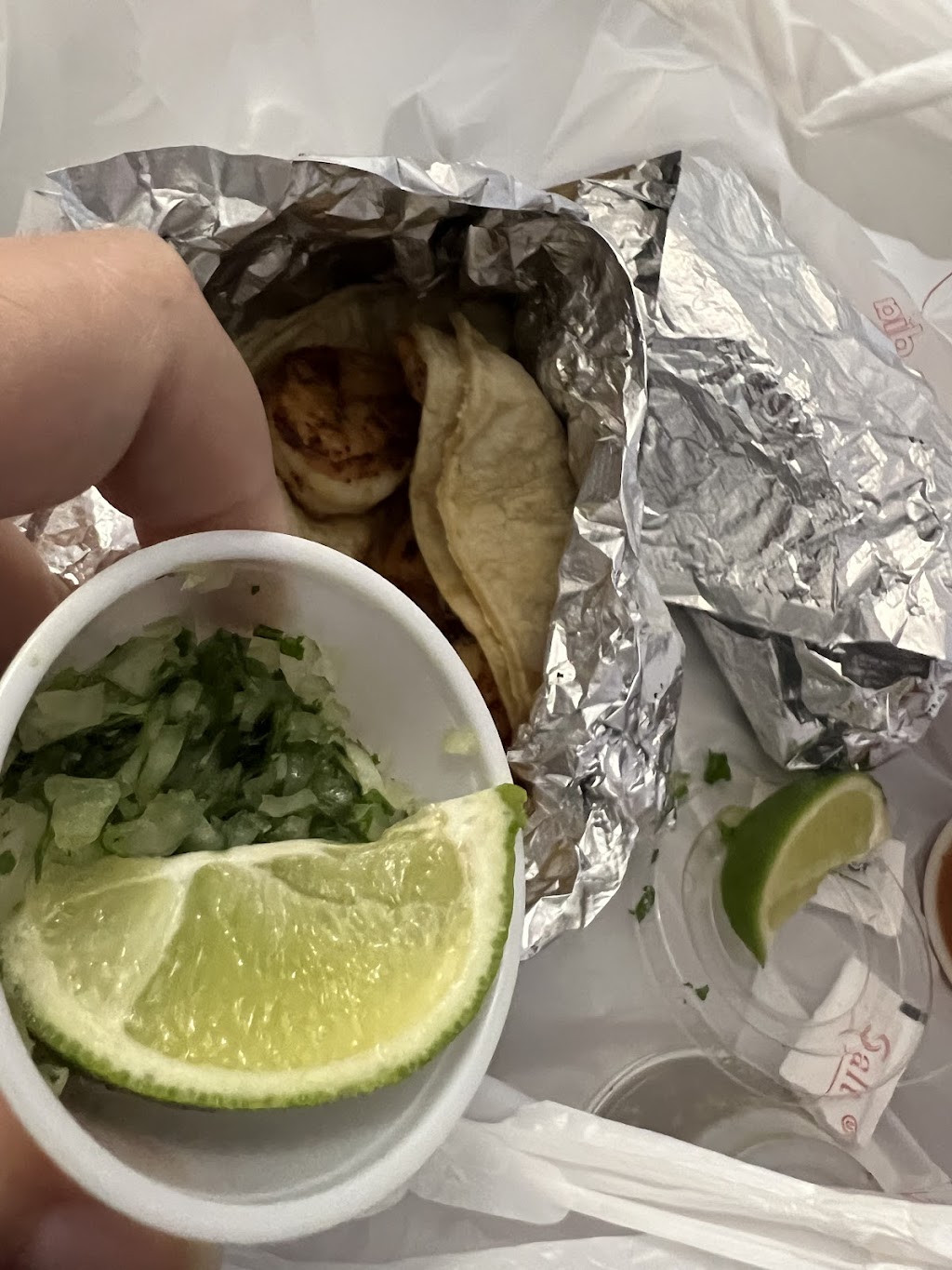 Wing N Tako | restaurant | 8290 Roswell Rd Suite 200, Atlanta, GA 30350, USA | 4702753511 OR +1 470-275-3511