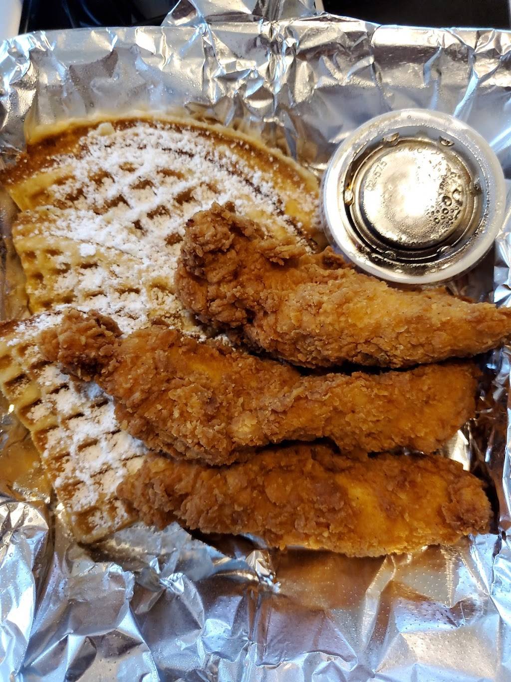 The Phil Up Station | restaurant | 3 Hebron Station Cir, Lewisville, TX 75057, USA | 4695015253 OR +1 469-501-5253