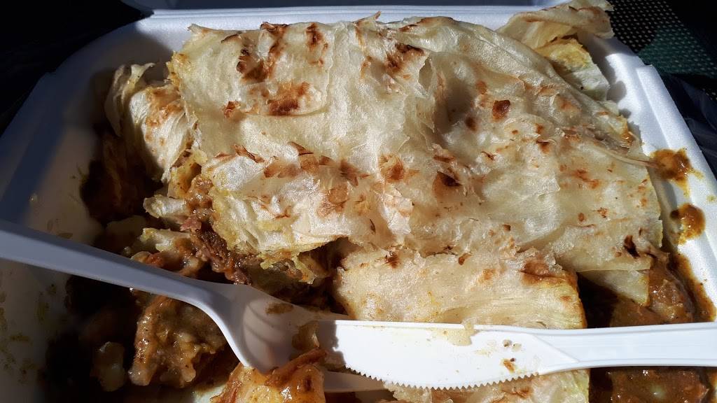 Jjs Caribbean Cuisine | restaurant | 110 Little Ave, Barrie, ON L4N 4K8, Canada | 7052523128 OR +1 705-252-3128