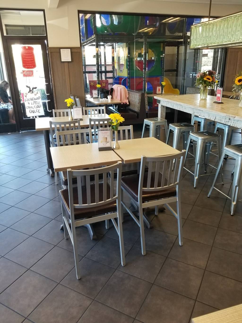 Chick-fil-A | restaurant | 46920 Community Plaza, Sterling, VA 20164, USA | 7034441901 OR +1 703-444-1901