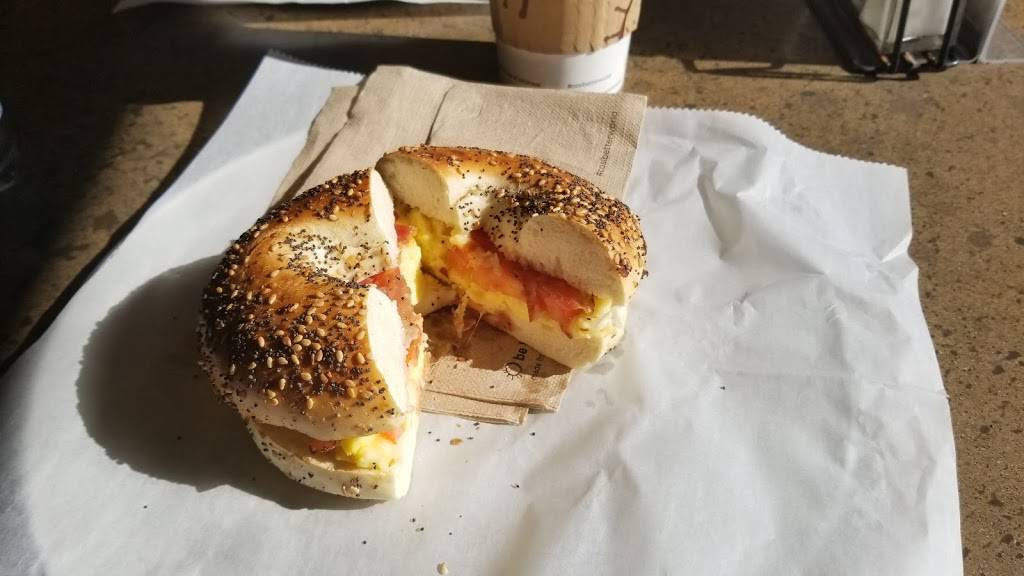 Cosi | meal takeaway | 2880 Center Valley Pkwy, Center Valley, PA 18034, USA | 6107978801 OR +1 610-797-8801