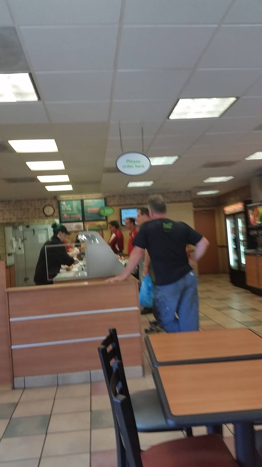 Subway | restaurant | 809 W View Park Dr, Pittsburgh, PA 15229, USA | 4129310818 OR +1 412-931-0818
